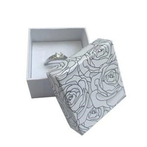Šperky4U Malá dárková krabička na prsten s růžemi - KR0561