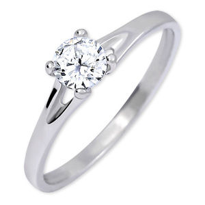 Brilio Silver Stříbrný zásnubní prsten s krystalem 426 001 00508 04 59 mm